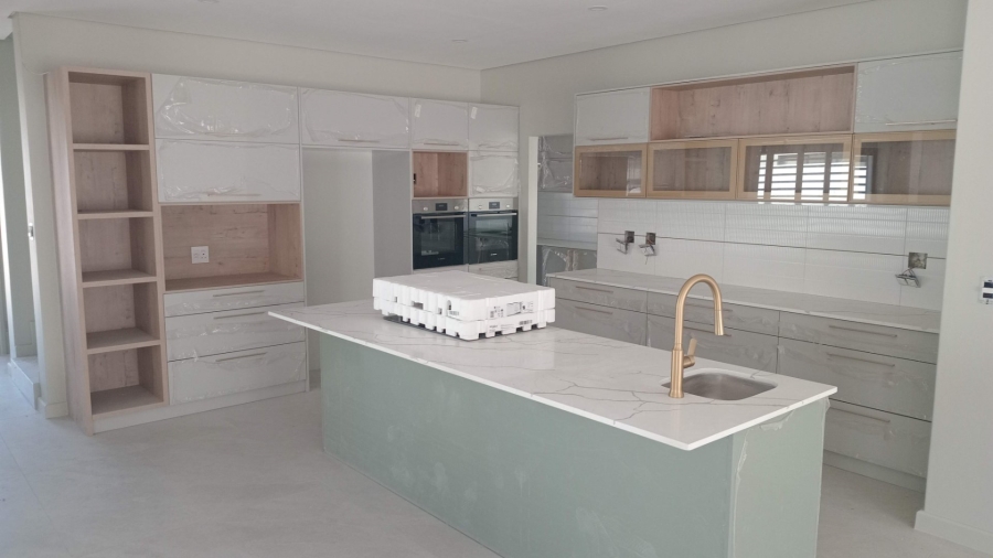 4 Bedroom Property for Sale in Sandown Western Cape